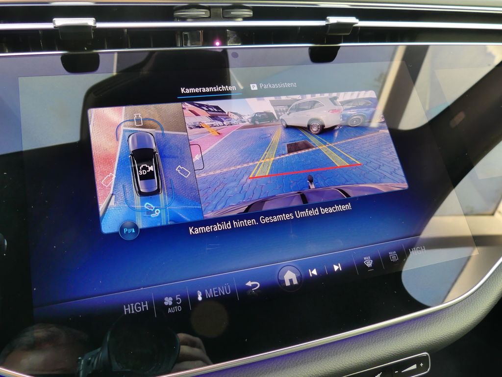 Mercedes-Benz E 220 2025