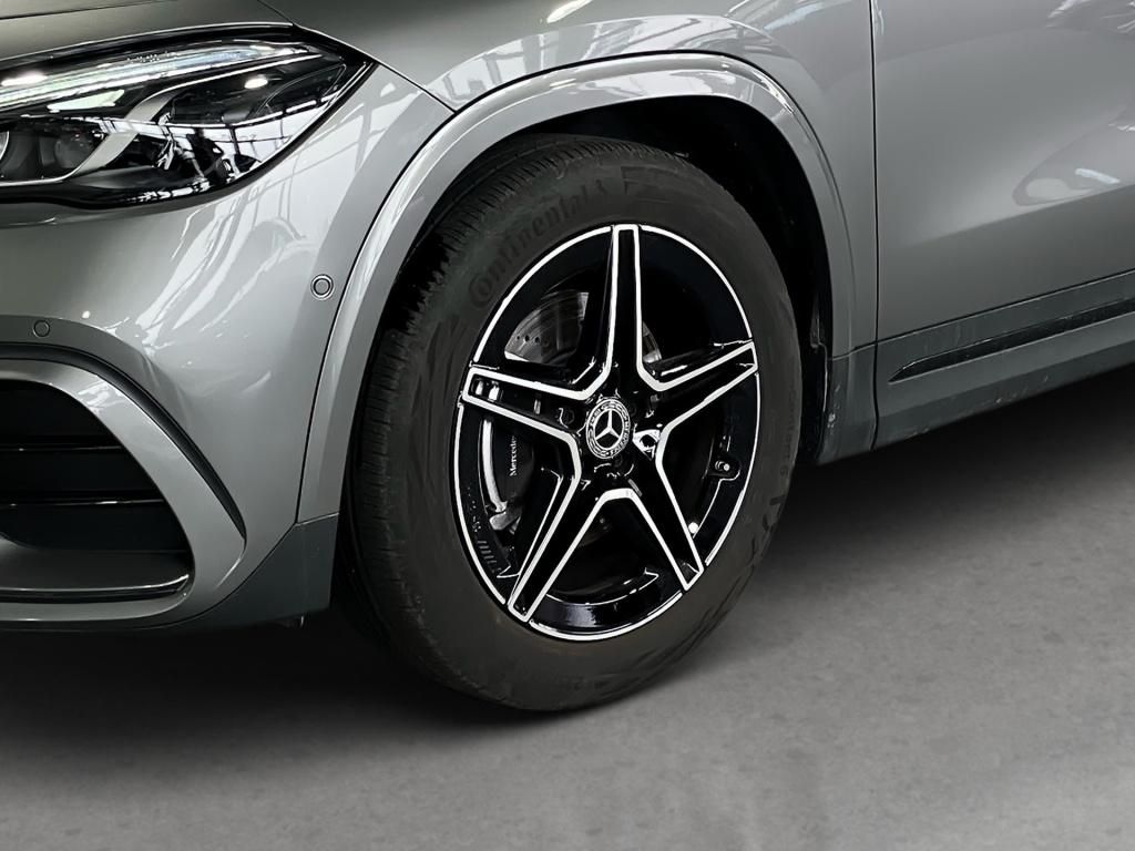 Mercedes-Benz GLA 200 2025