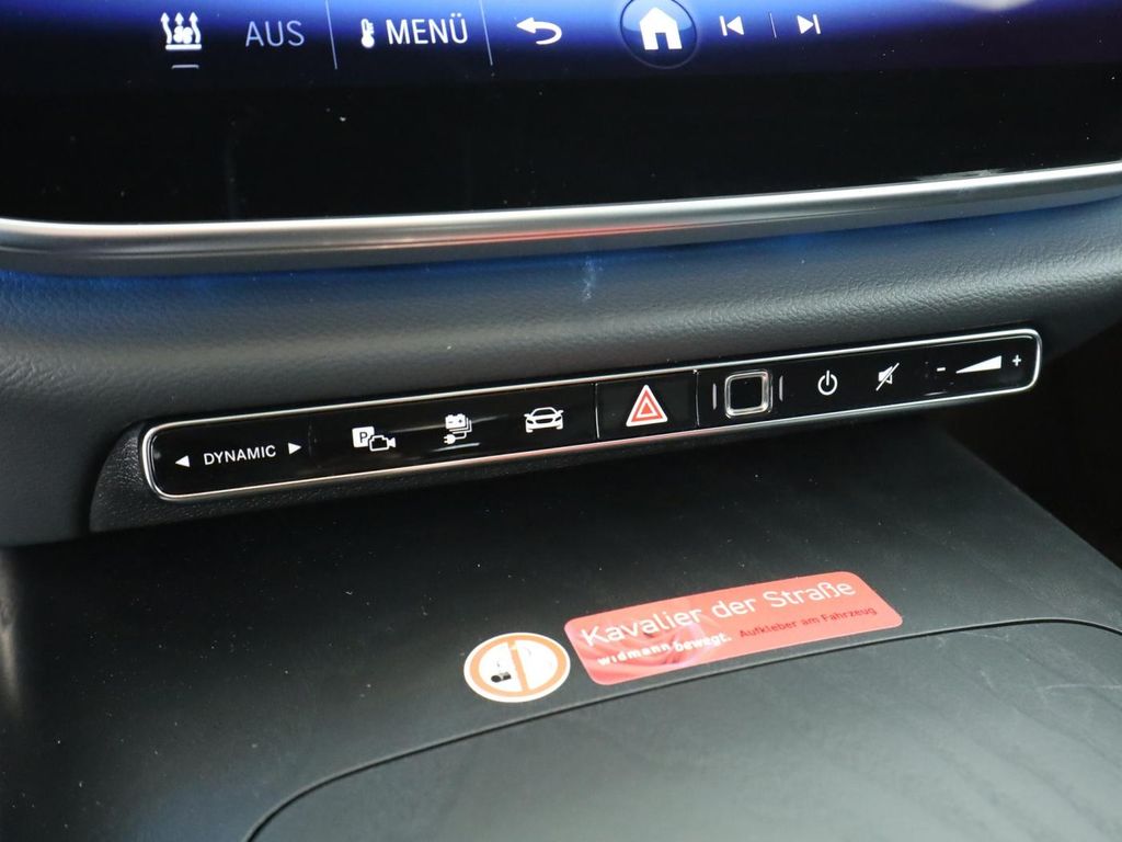 Mercedes-Benz E 300 2025