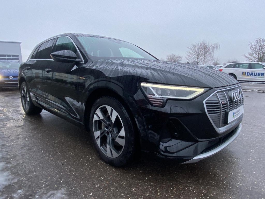 Audi e-tron 2022