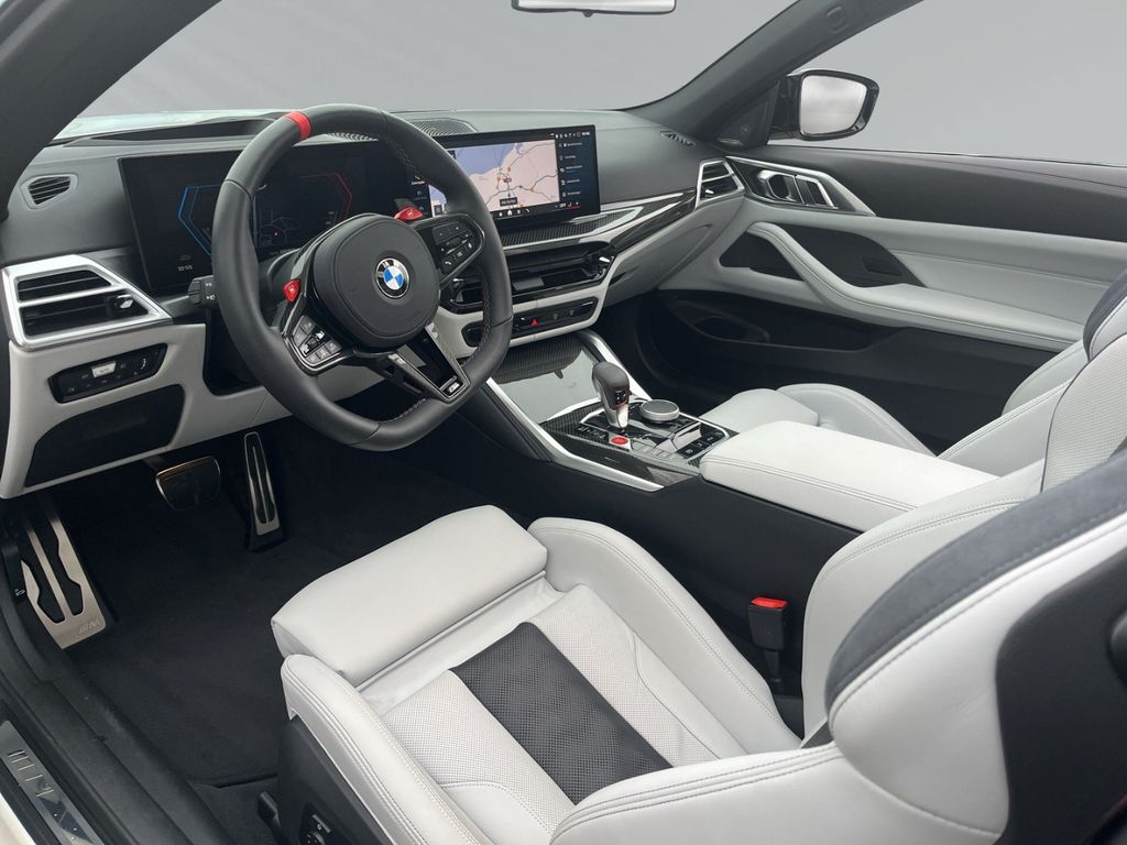 BMW M4 2025