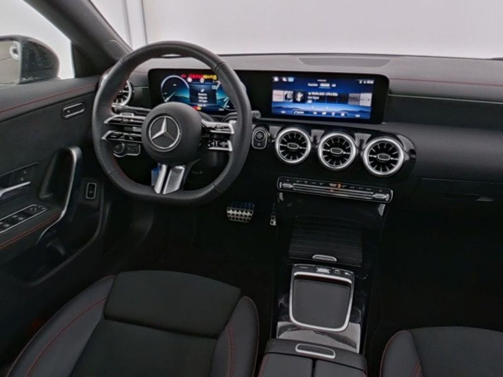 Mercedes-Benz CLA 250 2024