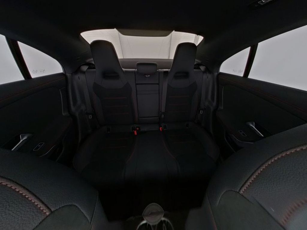 Mercedes-Benz CLA 250 2024