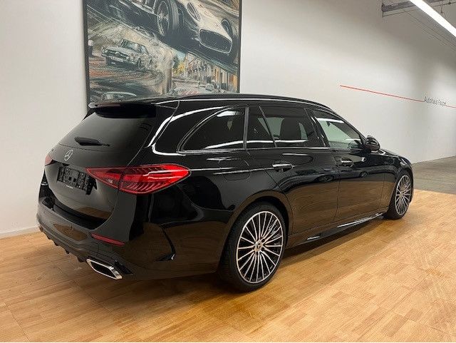 Mercedes-Benz C 300 2025