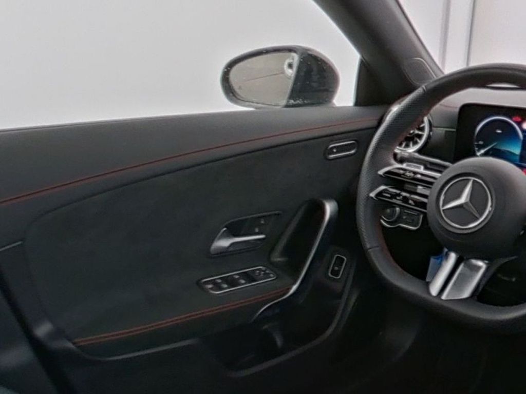 Mercedes-Benz CLA 250 2024