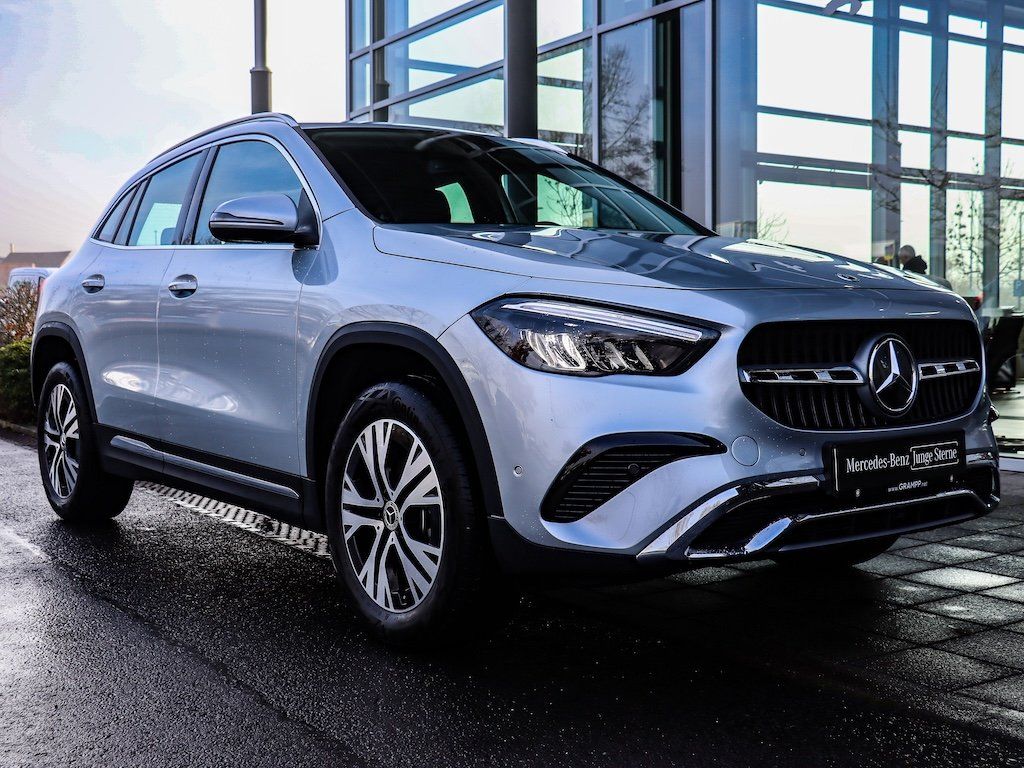 Mercedes-Benz GLA 200 2024