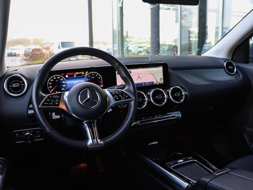 Mercedes-Benz GLA 200 2024