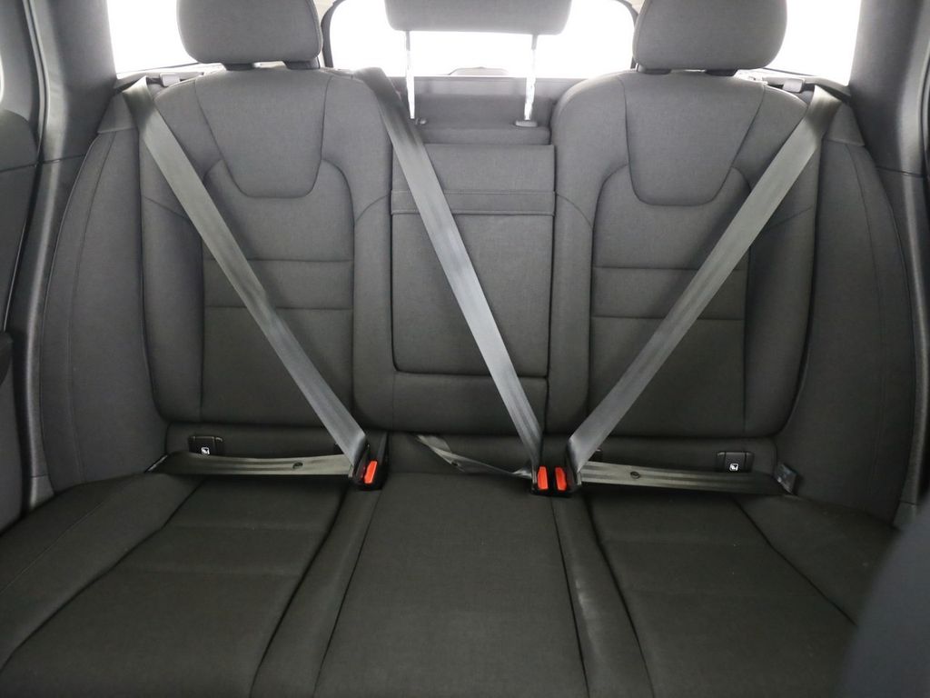 Volvo V60 2021