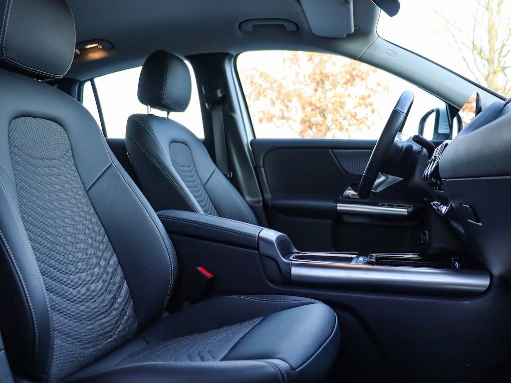 Mercedes-Benz GLA 200 2024