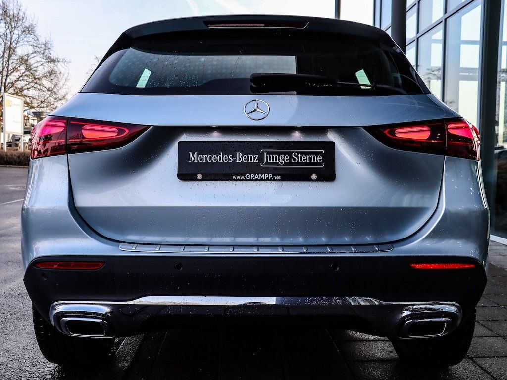 Mercedes-Benz GLA 200 2024