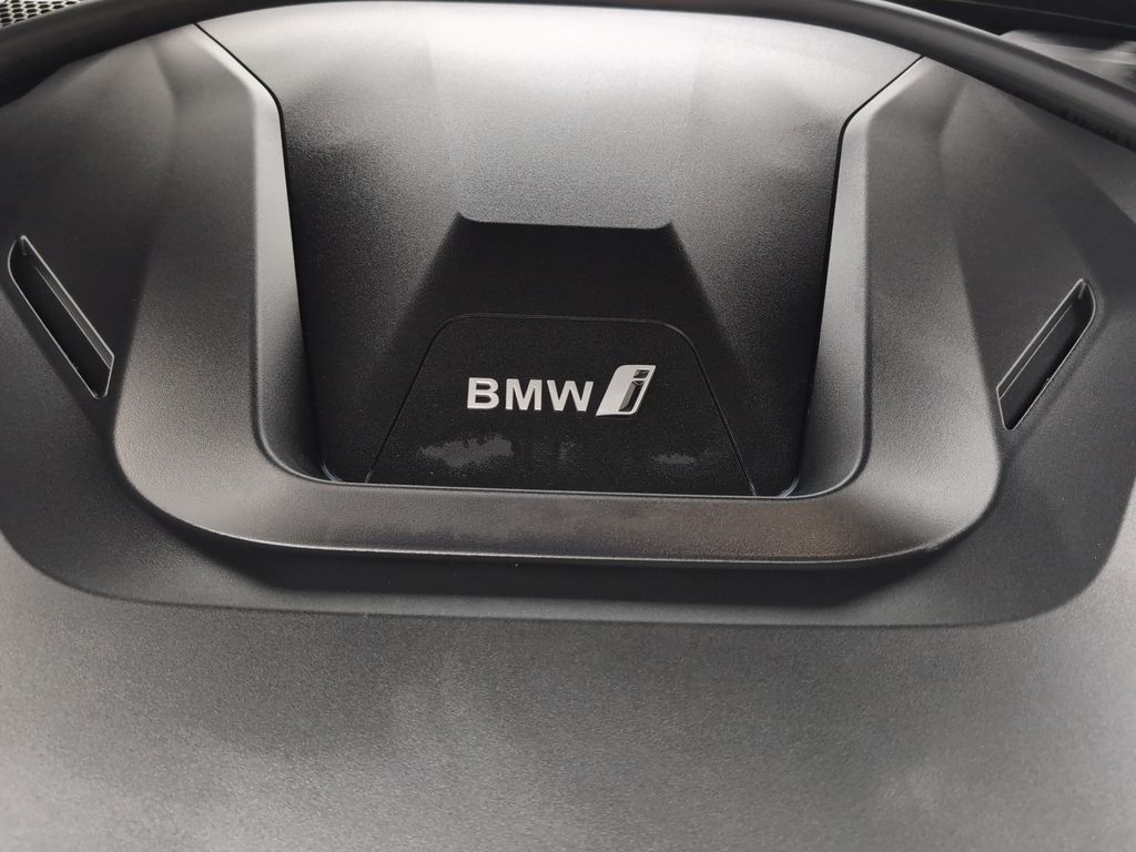 BMW i4 2023