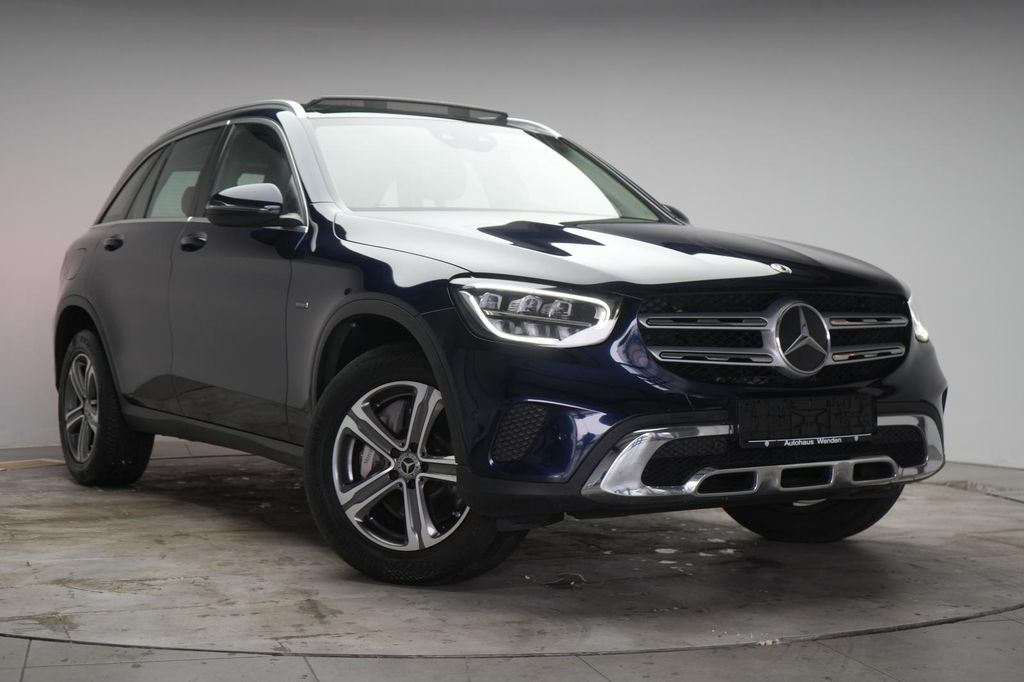 Mercedes-Benz GLC 300 2021