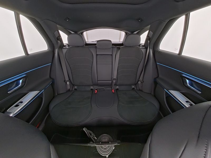 Mercedes-Benz E 220 2024