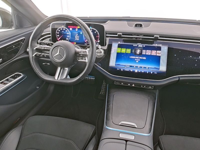 Mercedes-Benz E 220 2024