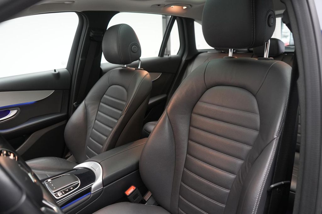 Mercedes-Benz GLC 300 2021