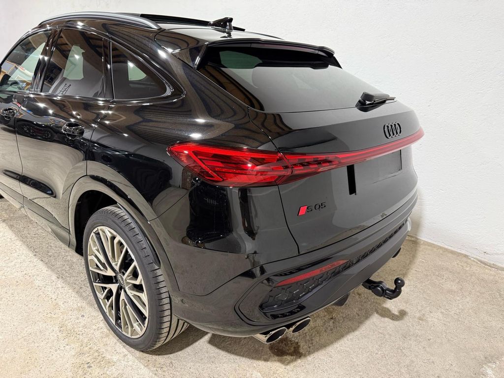Audi SQ5 2025