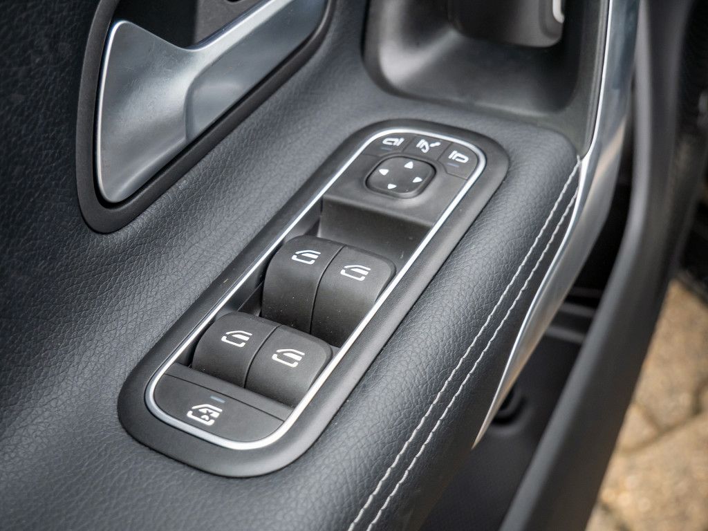 Mercedes-Benz CLA 220 2025