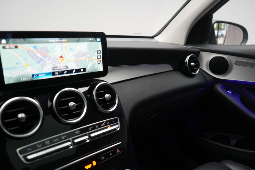 Mercedes-Benz GLC 300 2021