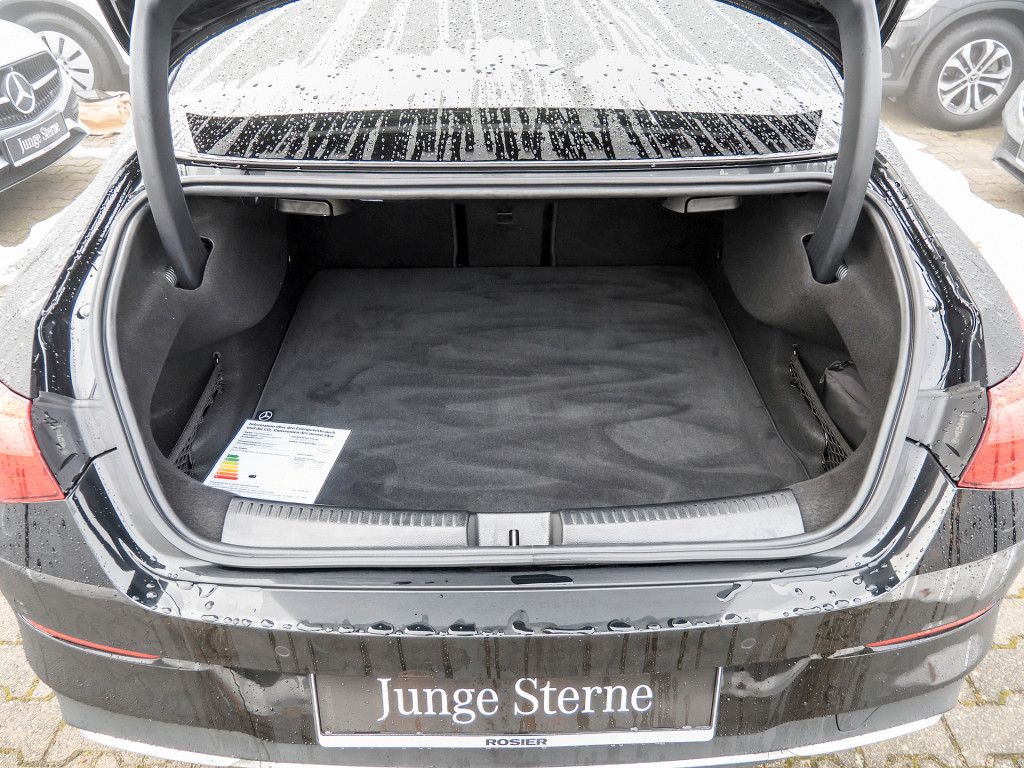 Mercedes-Benz CLA 220 2025