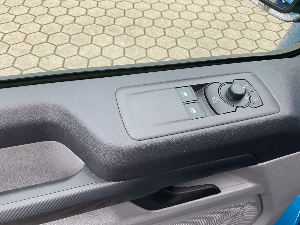 Ford Transit Custom 2024