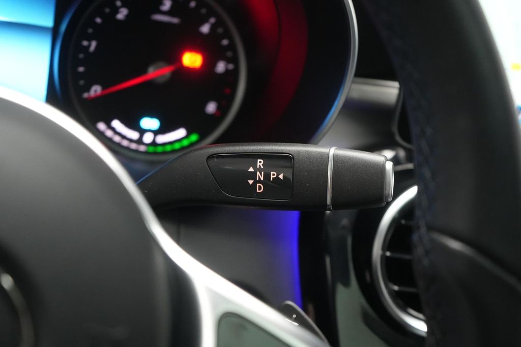 Mercedes-Benz GLC 300 2021