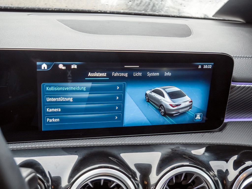 Mercedes-Benz CLA 220 2025
