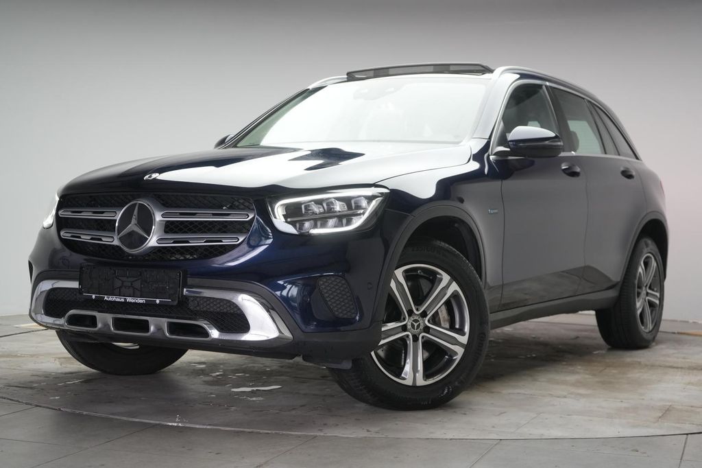 Mercedes-Benz GLC 300 2021