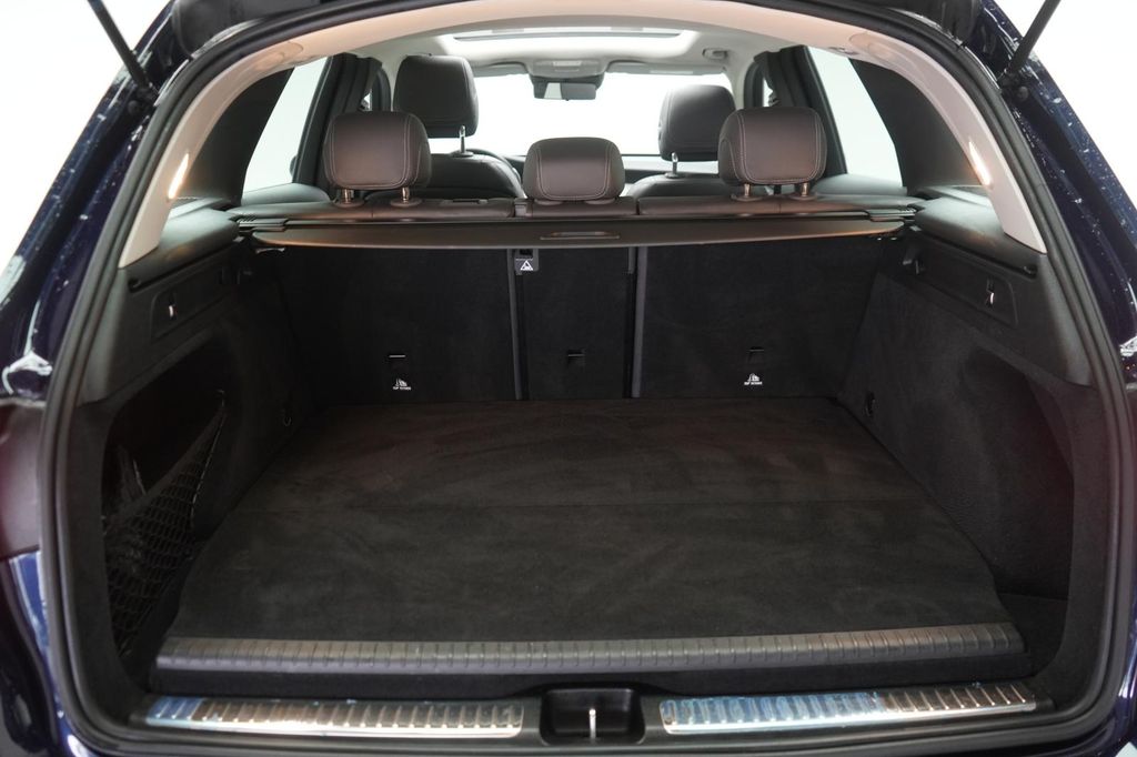 Mercedes-Benz GLC 300 2021