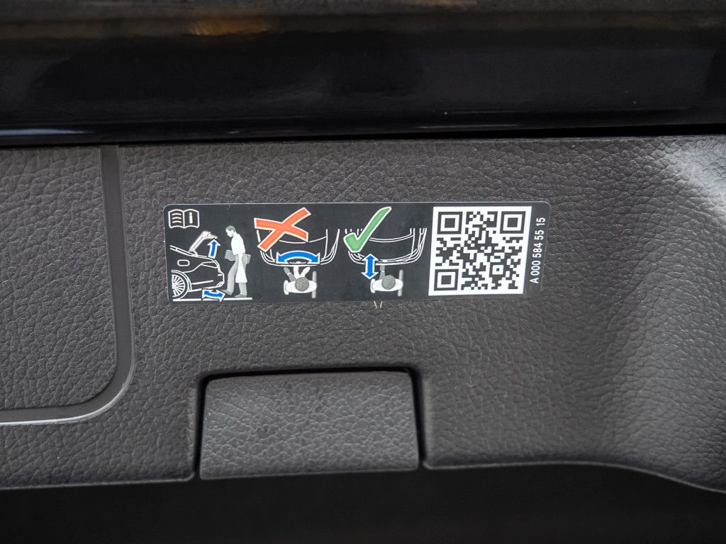 Mercedes-Benz CLA 220 2025