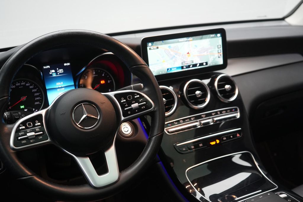 Mercedes-Benz GLC 300 2021