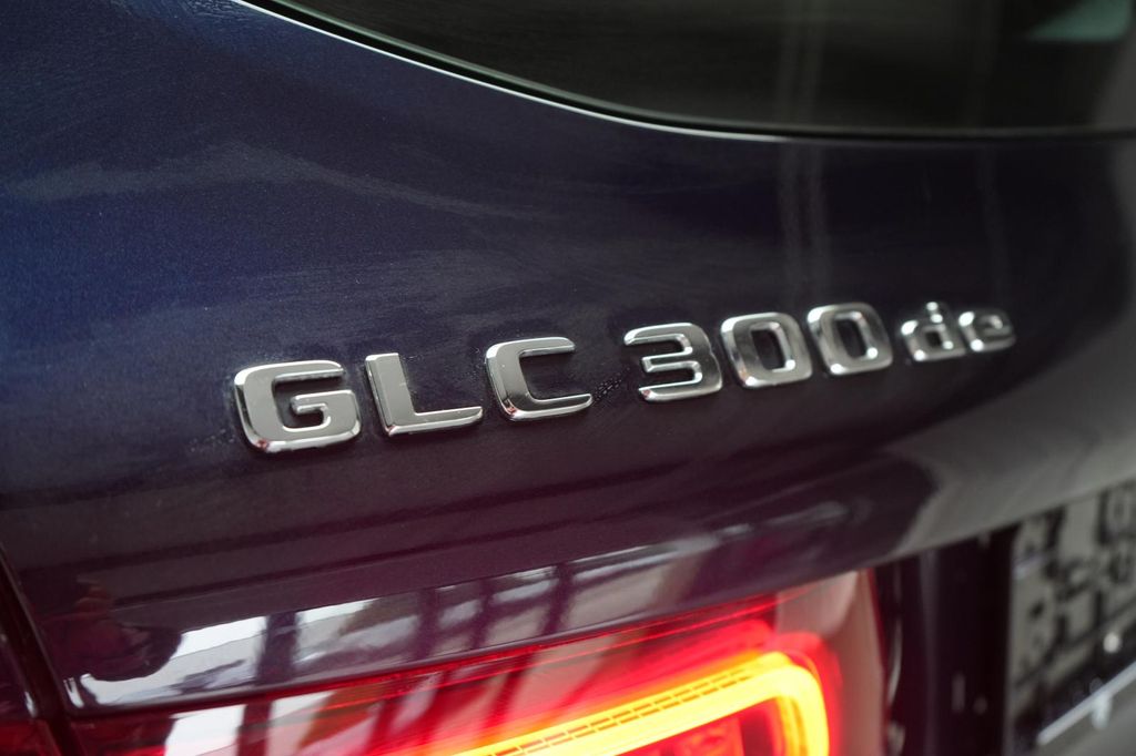 Mercedes-Benz GLC 300 2021