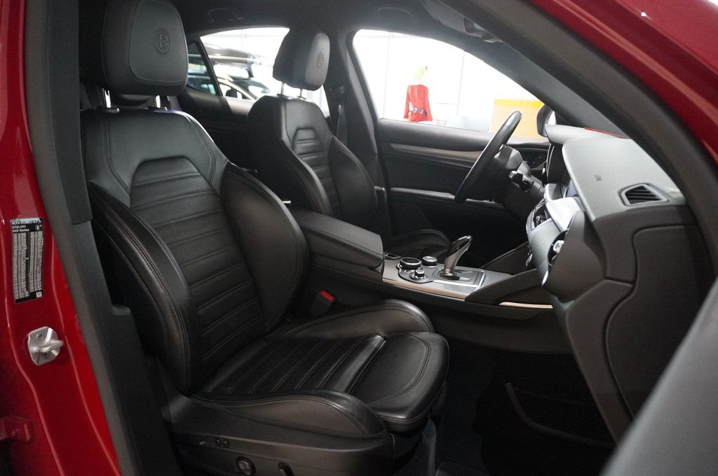 Alfa Romeo Stelvio 2019