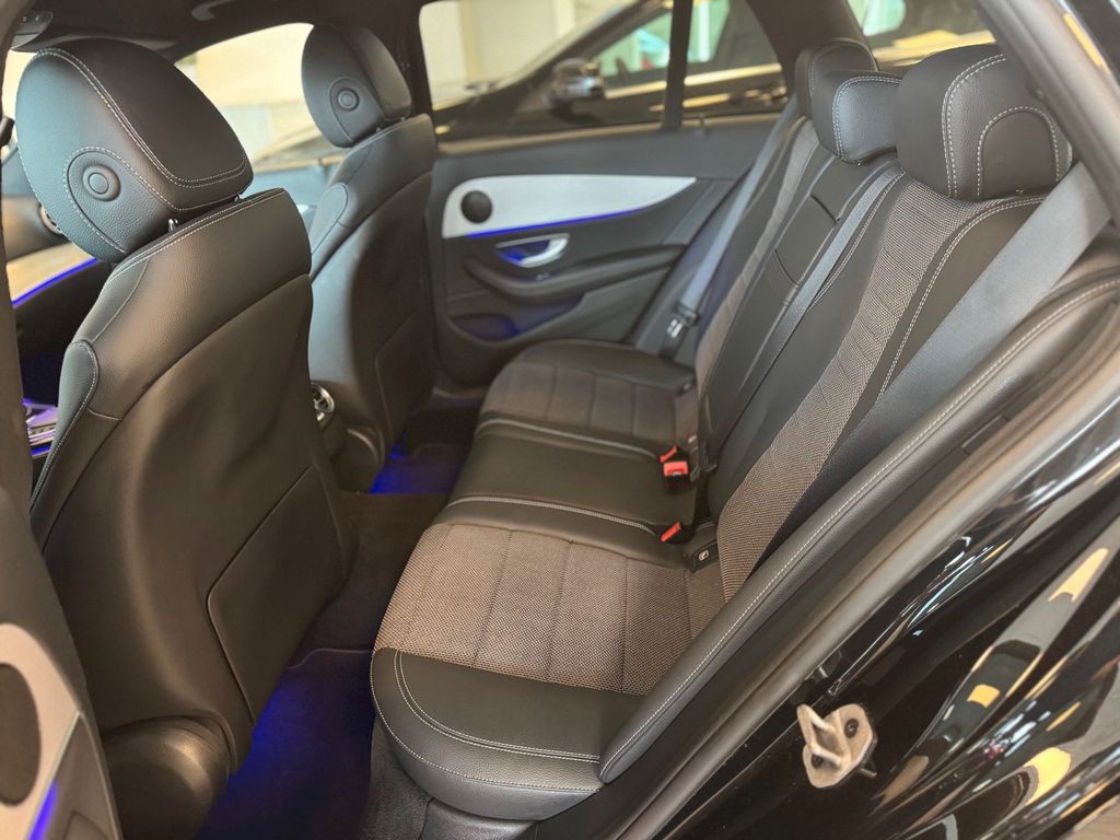 Mercedes-Benz E 220 2021