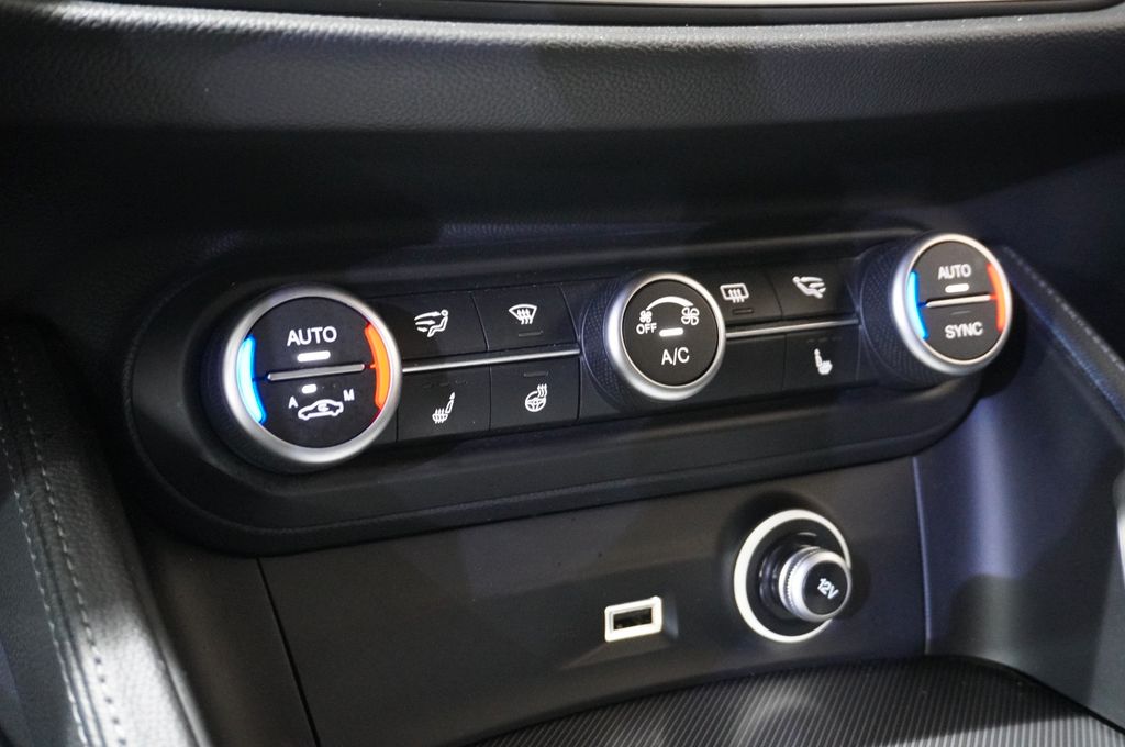 Alfa Romeo Stelvio 2019