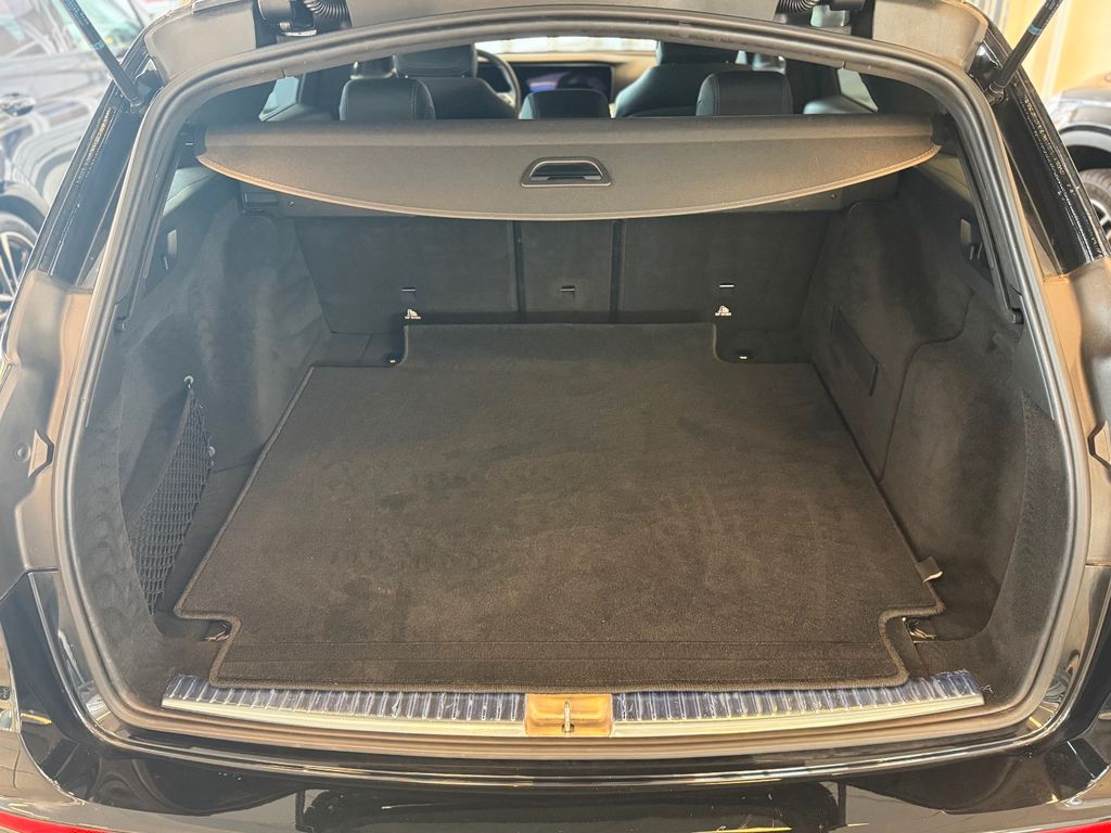 Mercedes-Benz E 220 2021