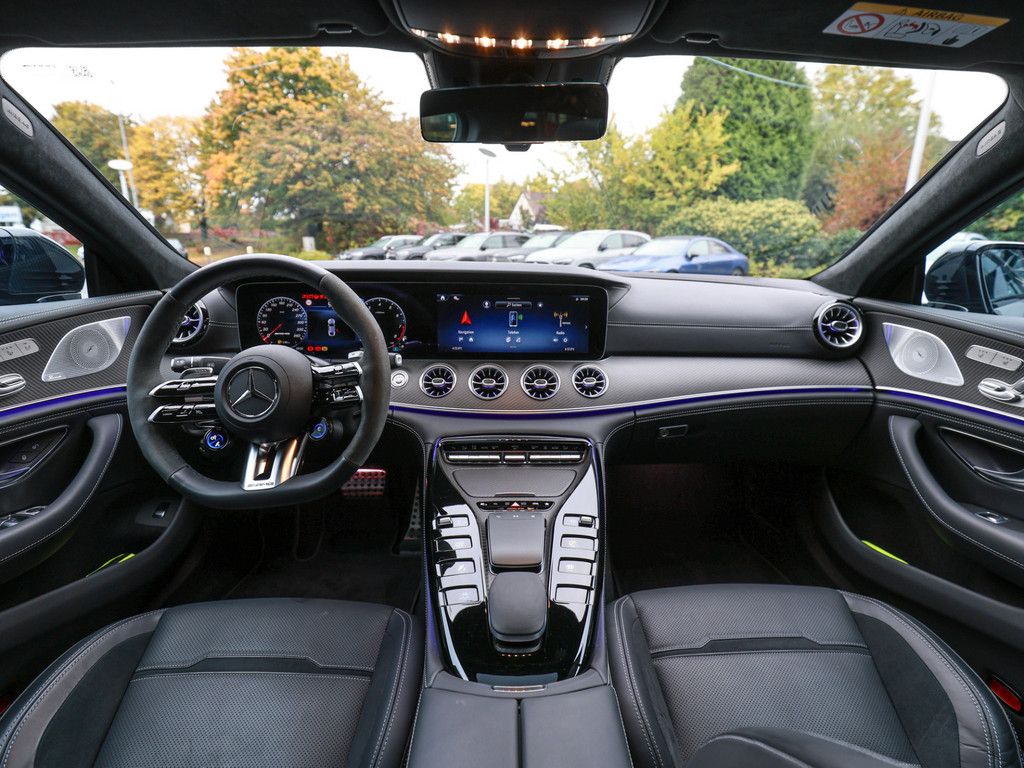 Mercedes-Benz AMG GT S 2025