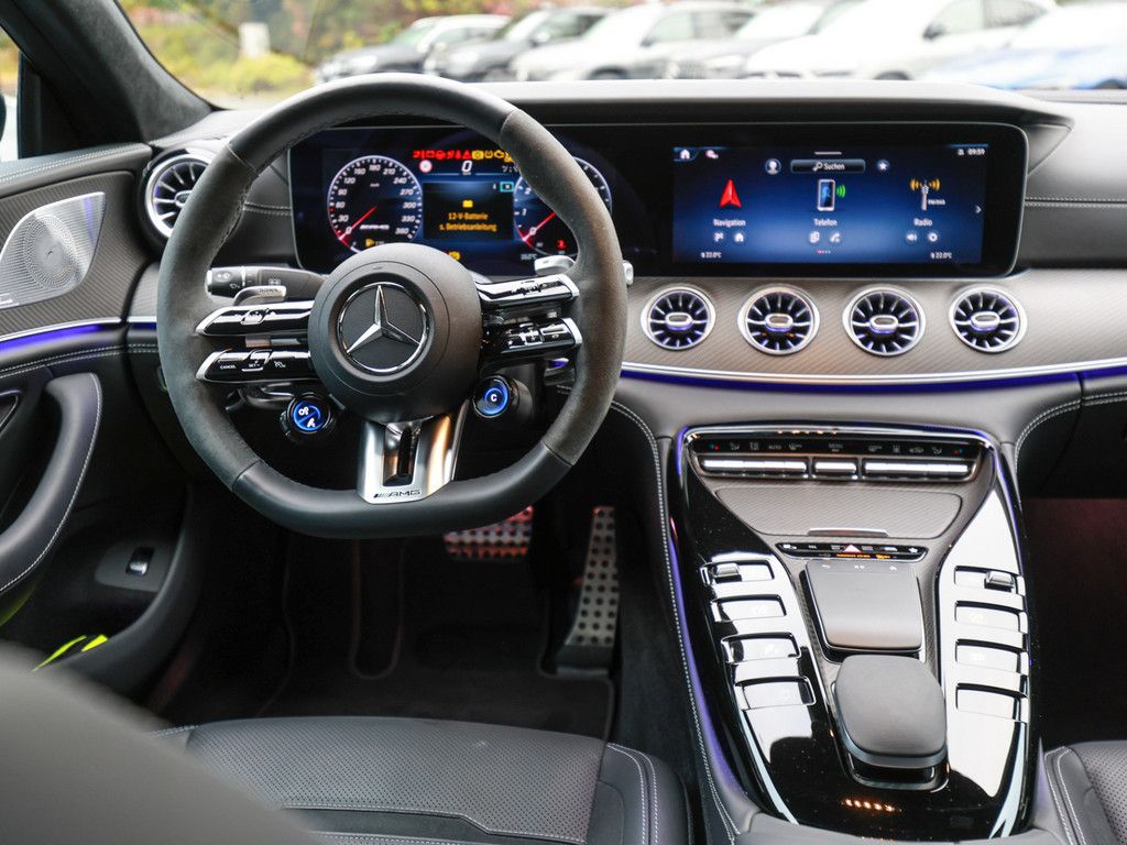 Mercedes-Benz AMG GT S 2025