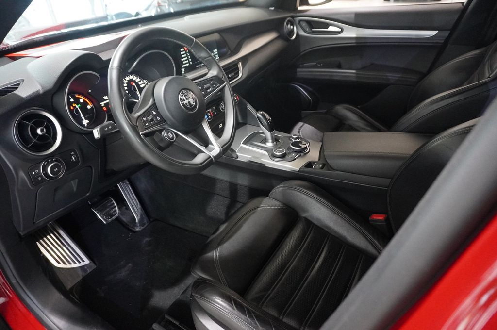 Alfa Romeo Stelvio 2019