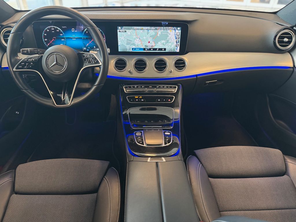 Mercedes-Benz E 220 2021