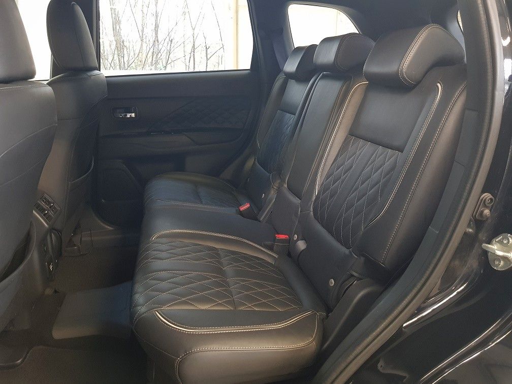 Mitsubishi Plug-in Hybrid Outlander 2019