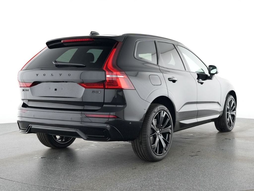 Volvo XC60 2025