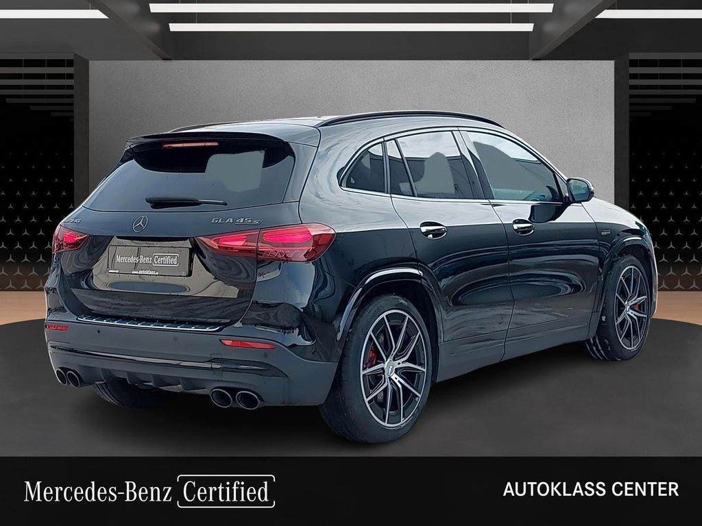 Mercedes-Benz GLA 45 AMG 2025