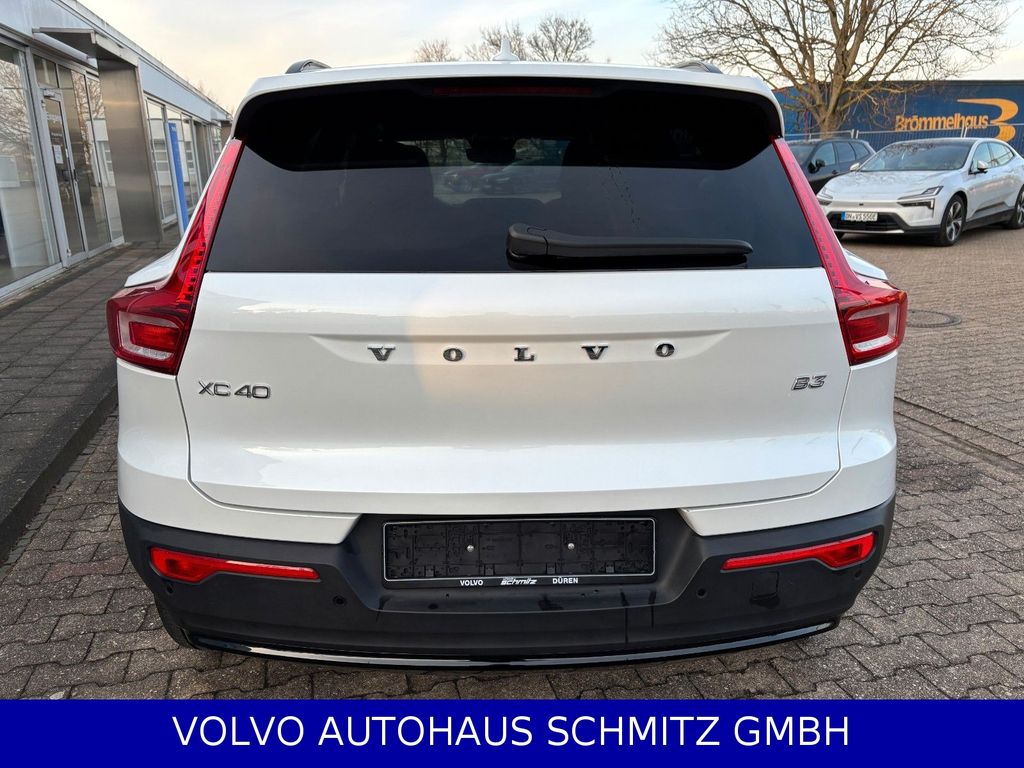 Volvo XC40 2025