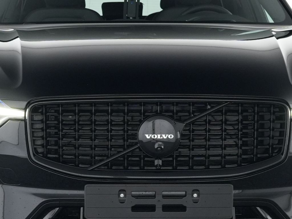 Volvo XC60 2025