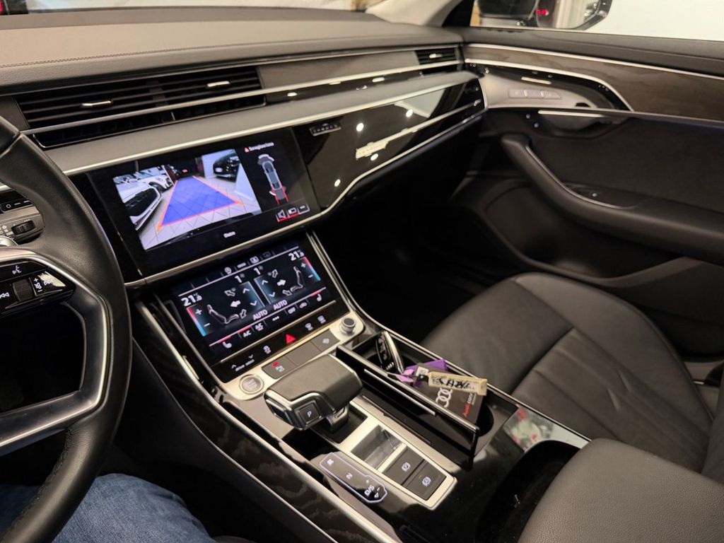 Audi A8 2023
