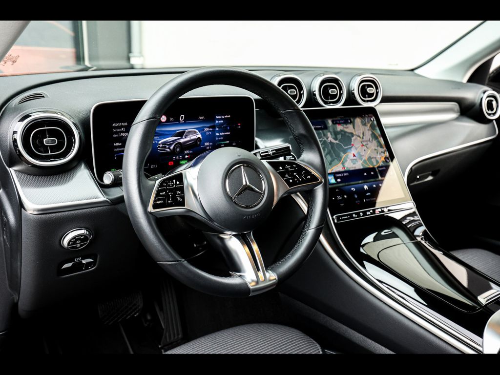 Mercedes-Benz GLC 300 2024