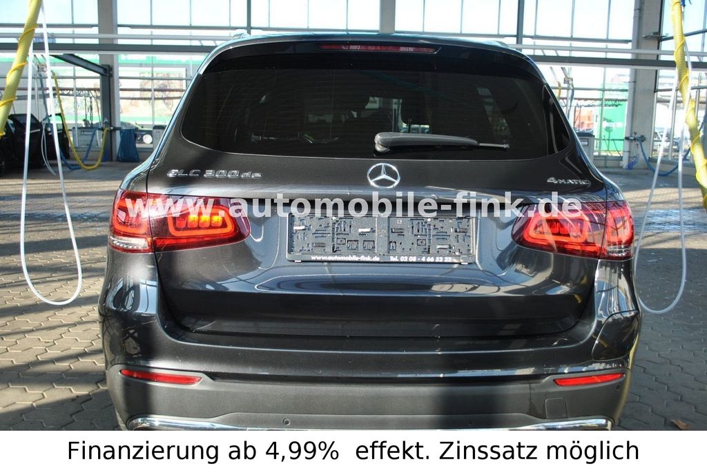 Mercedes-Benz GLC 300 2021