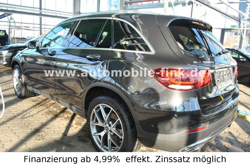 Mercedes-Benz GLC 300 2021