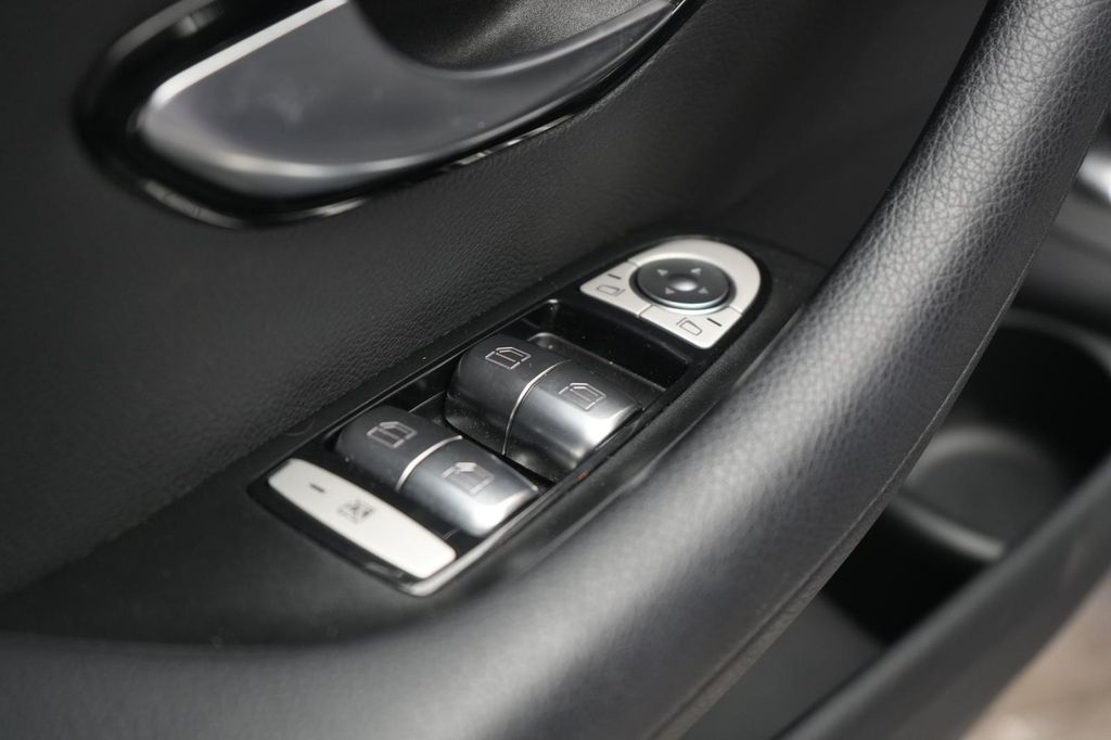 Mercedes-Benz E 300 2020