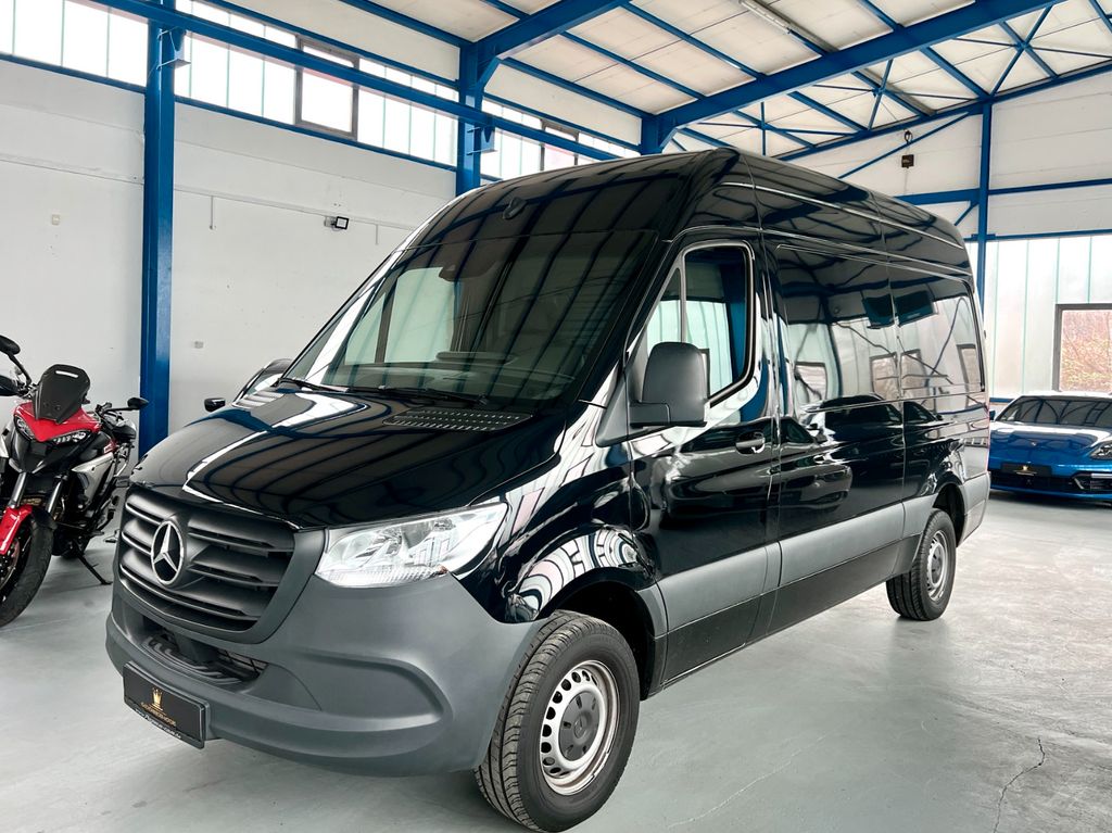 Mercedes-Benz Sprinter 2025
